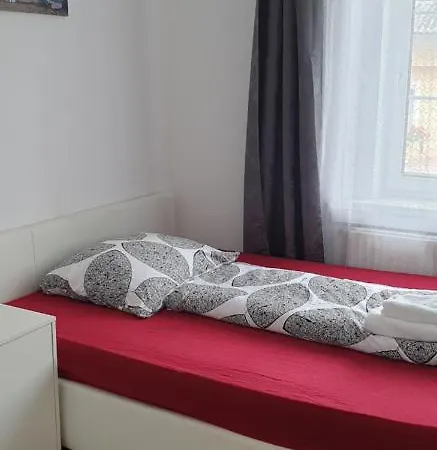 Betterhome Am Stadion I Free Parking I Self Check-in