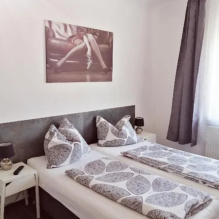 Betterhome Am Stadion I Free Parking I Self Check-in Διαμέρισμα *